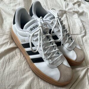 Adidas Men's White and Black Sneakers